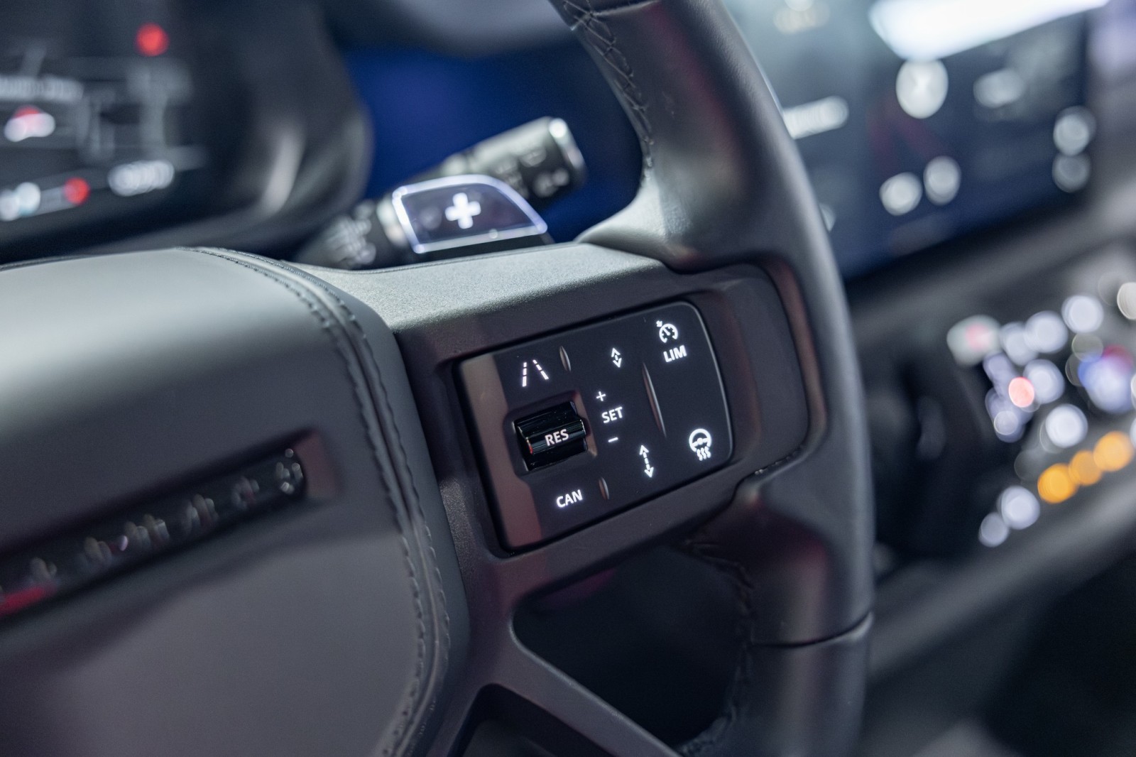 Used Car 2025 Land Rover Defender  Octa Edition One For Sale Under $170,000 In Boerne, Texas