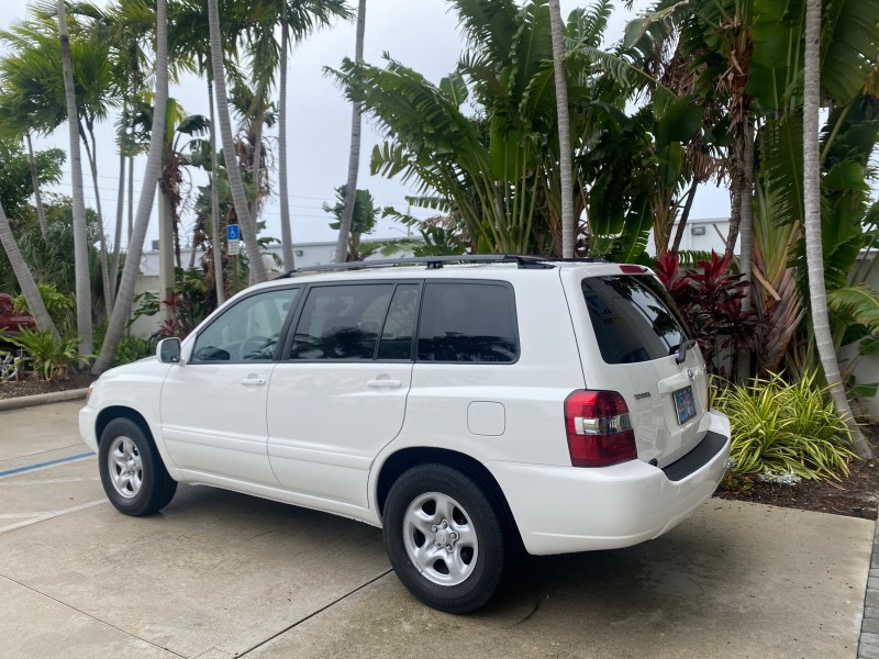 2006 Toyota Highlander 1 OWNER FL LOW MILES 49,290 SUV in , 