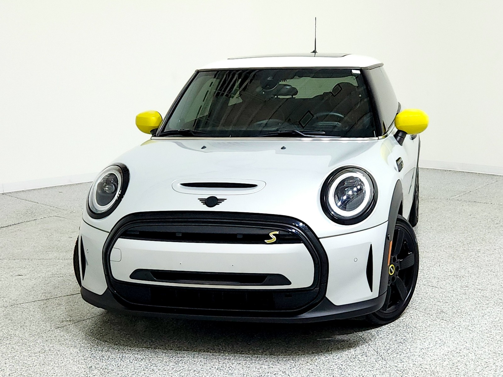 Used 2023 MINI Hardtop 2 Door SE with VIN WMW13DJ02P2S95695 for sale in Walnut Creek, CA