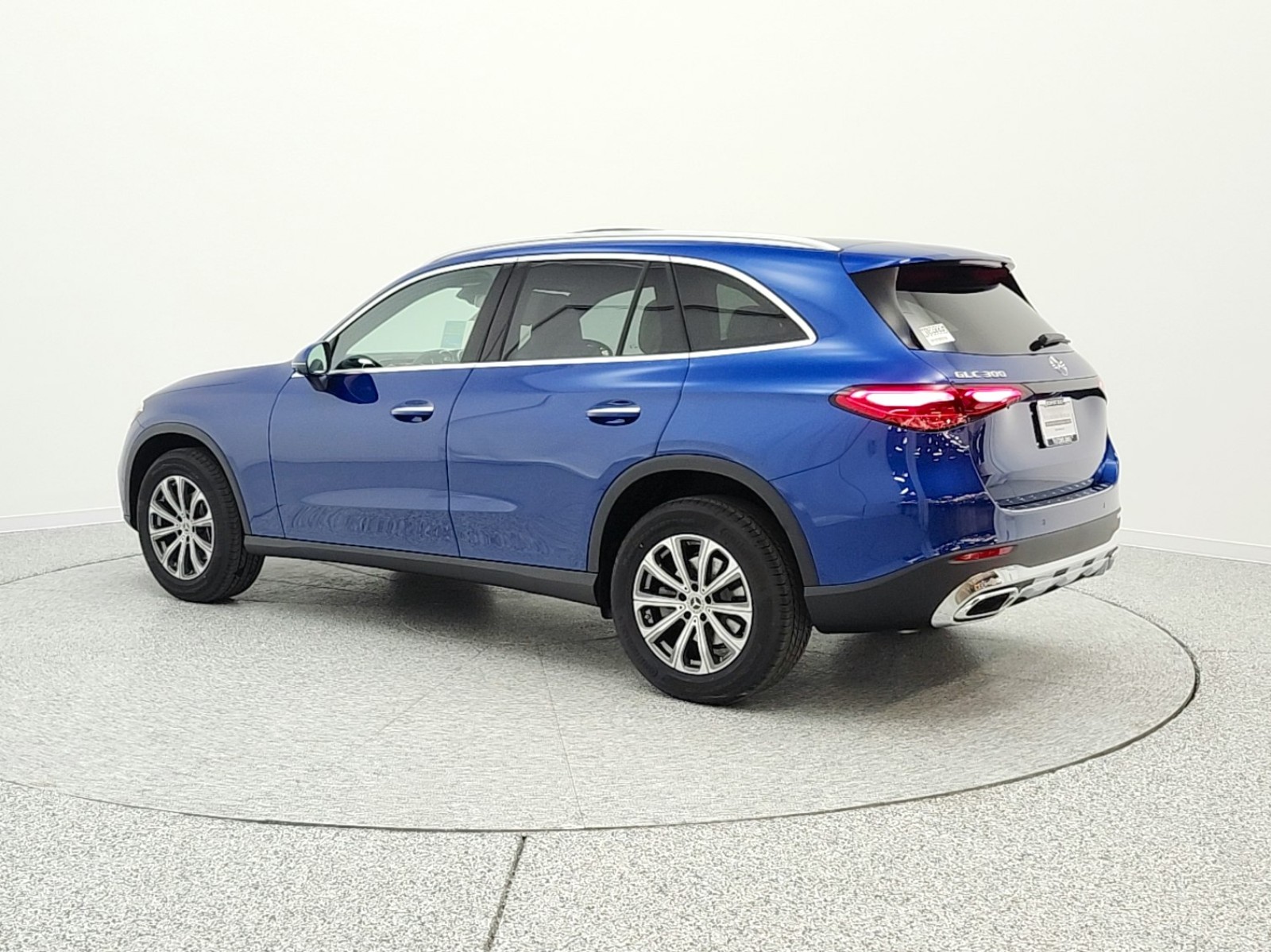 New 2026 Starling Blue Metallic Mercedes-Benz GLC 300 image 7