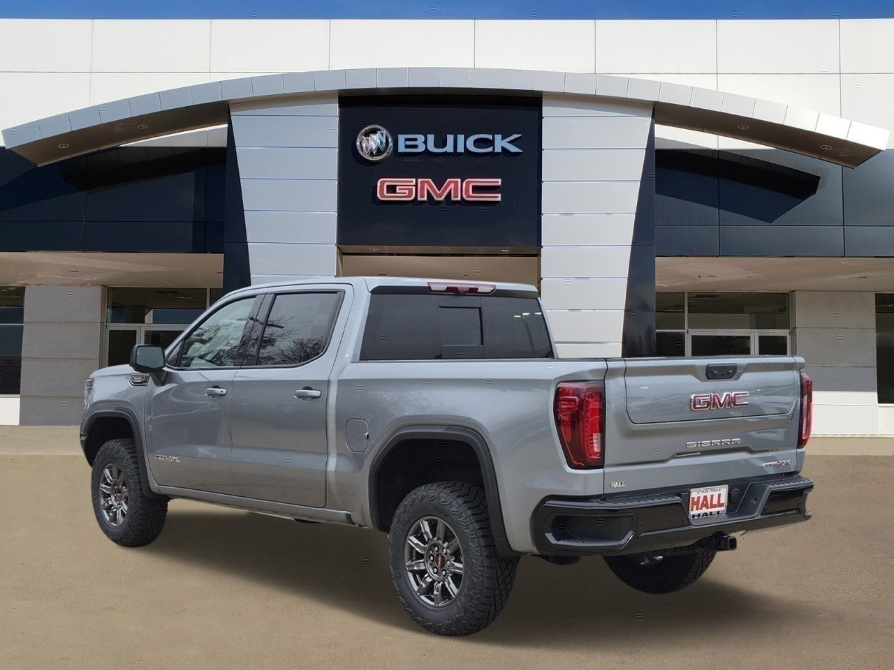 View vehicle photo 3