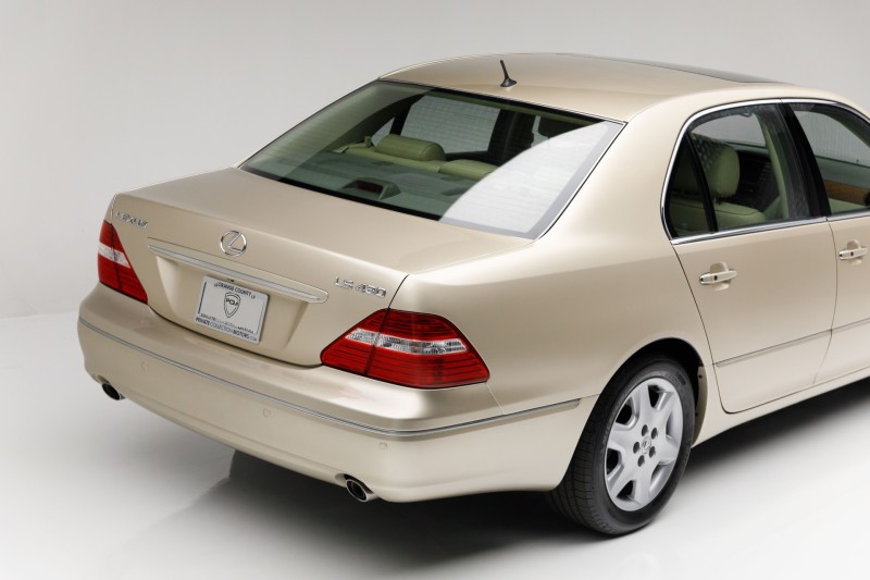 2004 Lexus LS 430  in , 