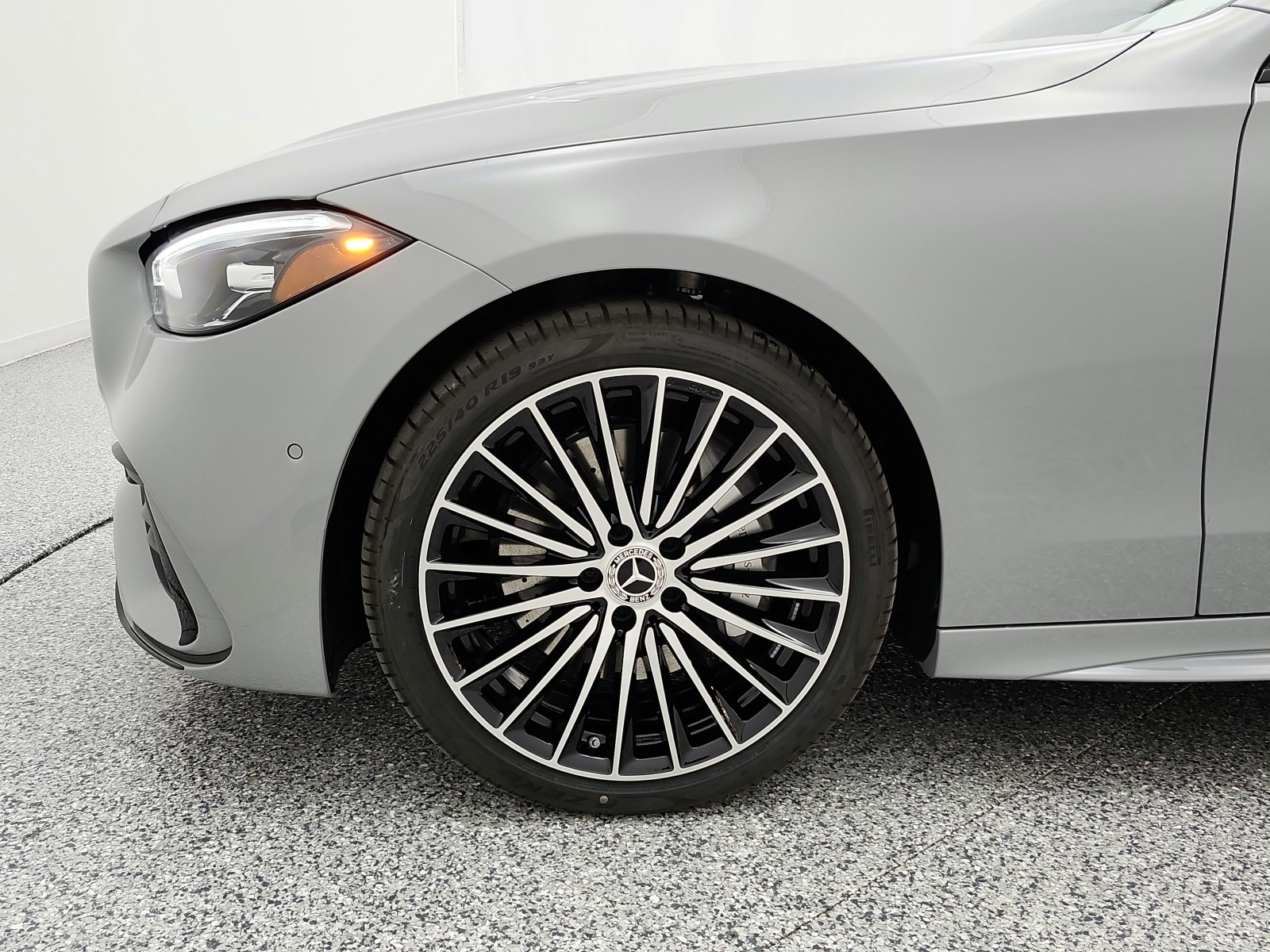 New 2026 MANUFAKTUR Alpine Grey Mercedes-Benz C 300 Sedan image 13