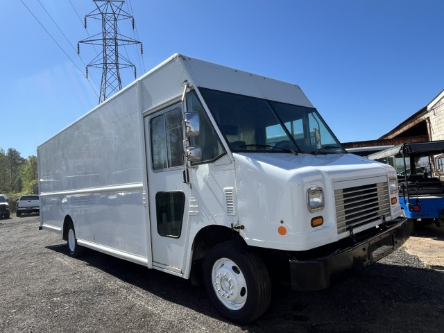2014  F-59 22' Step Van in , 