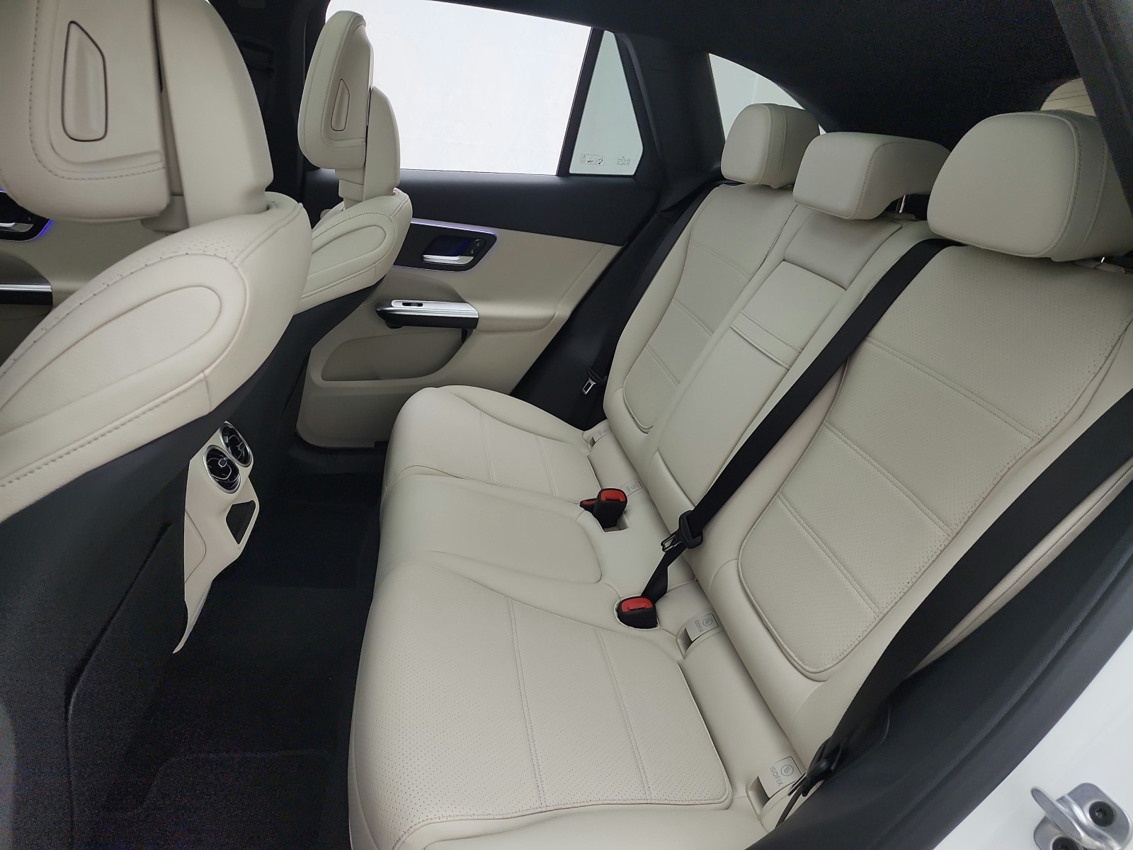 New 2026 Polar White Mercedes-Benz GLC 300 SUV image 11