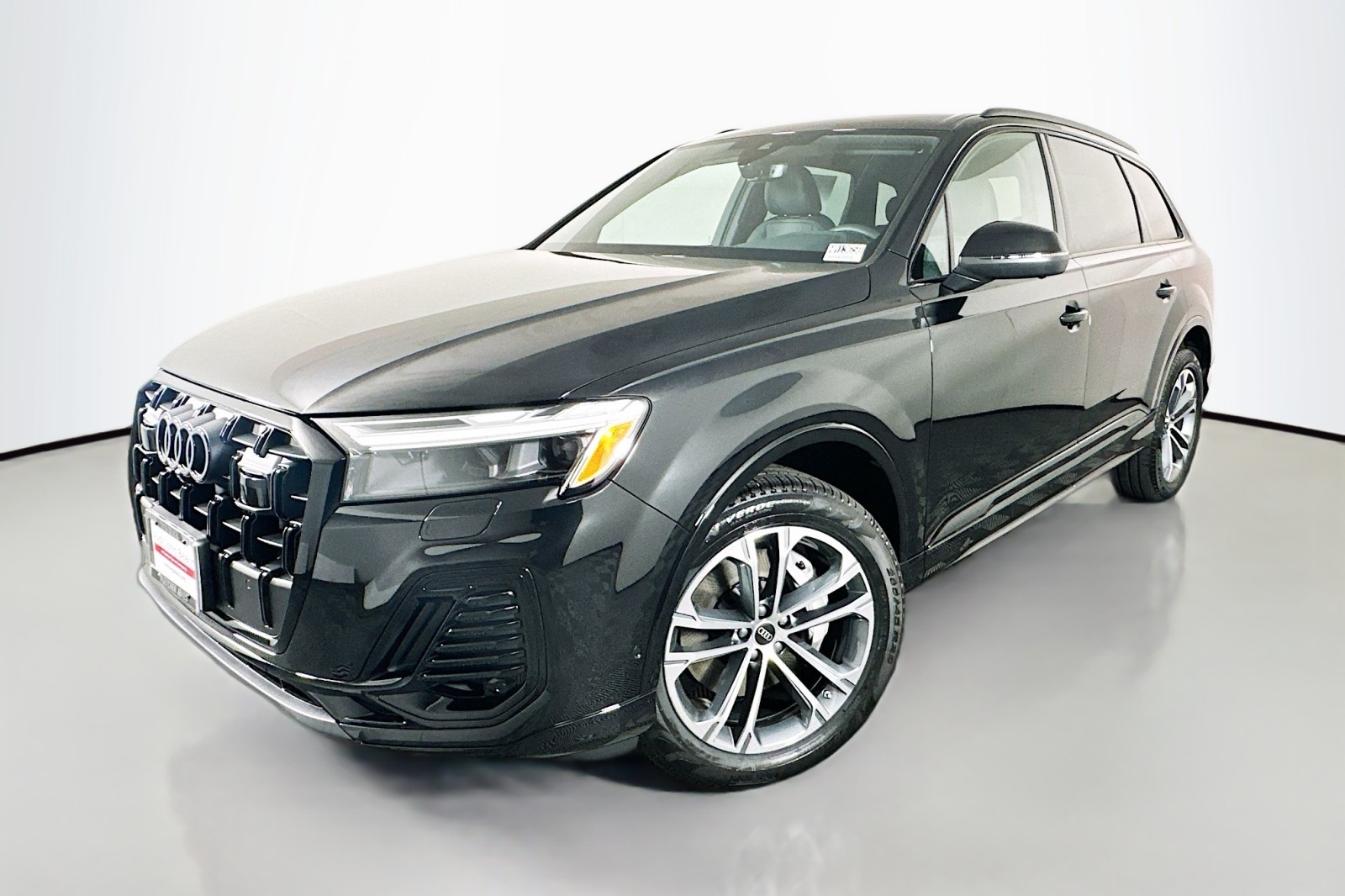2026 Audi Q7 Premium Plus