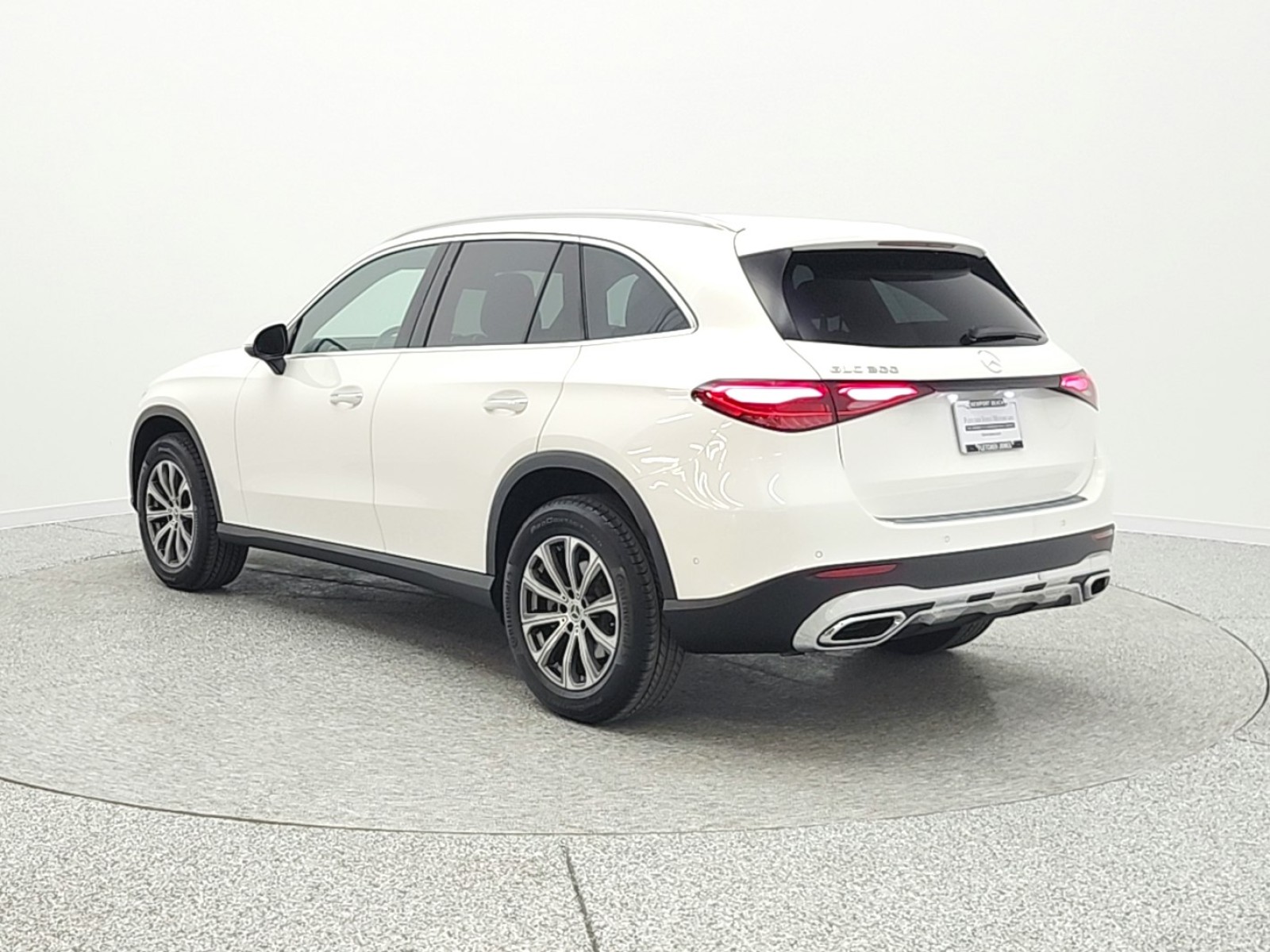 Certified Used 2025 Polar White Mercedes-Benz GLC 300 SUV image 8