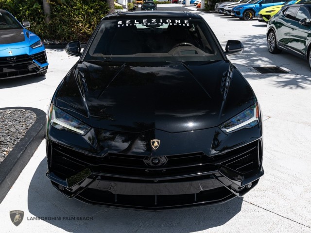 2023 Lamborghini Urus S in , 