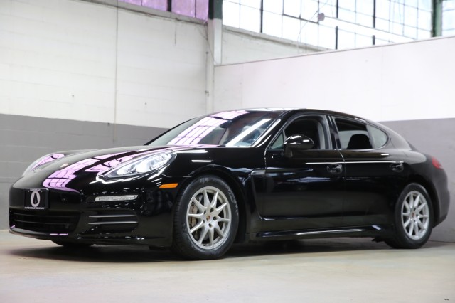2014 Porsche Panamera 4 in Plainview,
