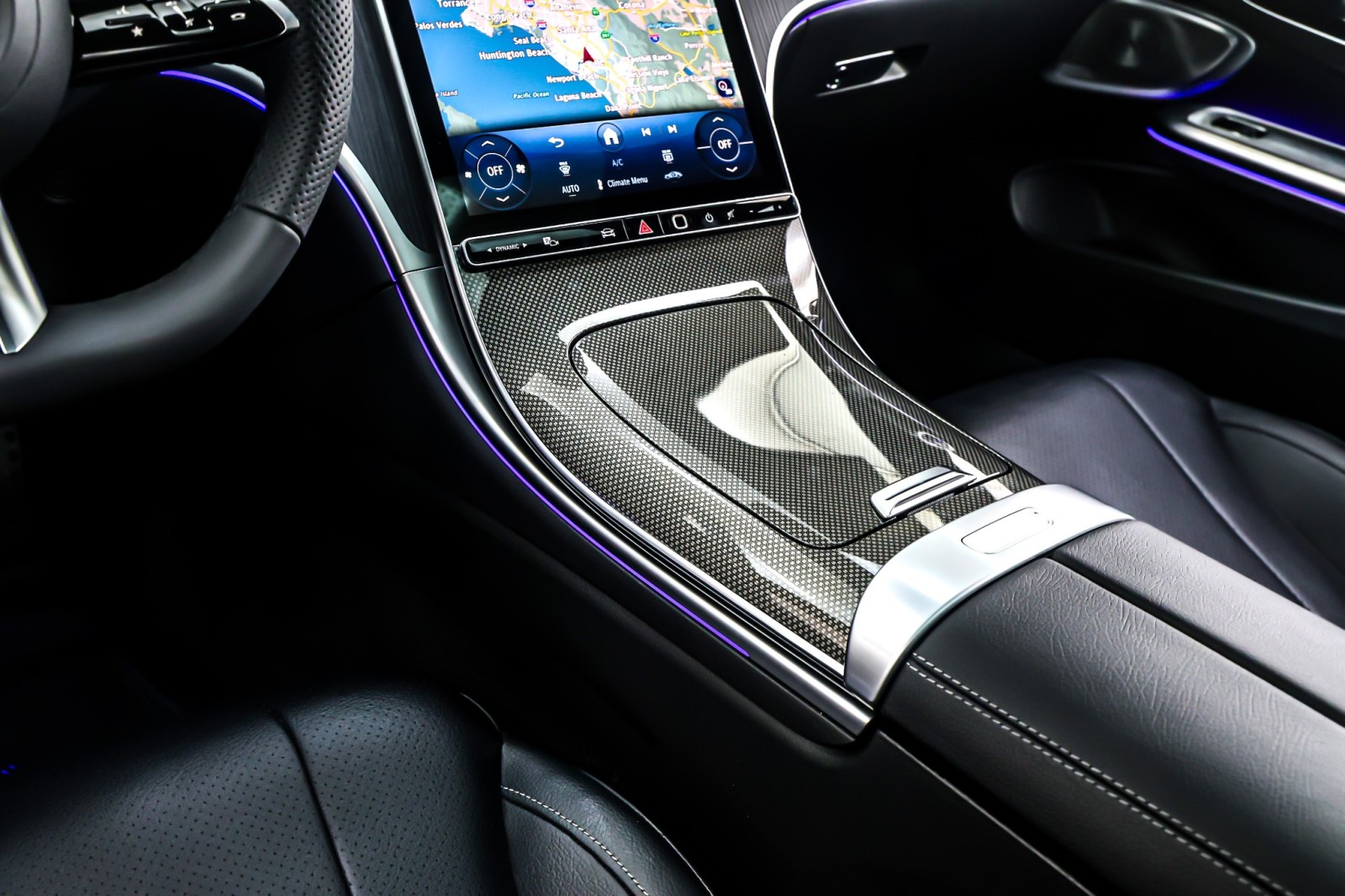 New 2026 MANUFAKTUR Alpine Grey Metallic Mercedes-Benz CLE 300 image 6