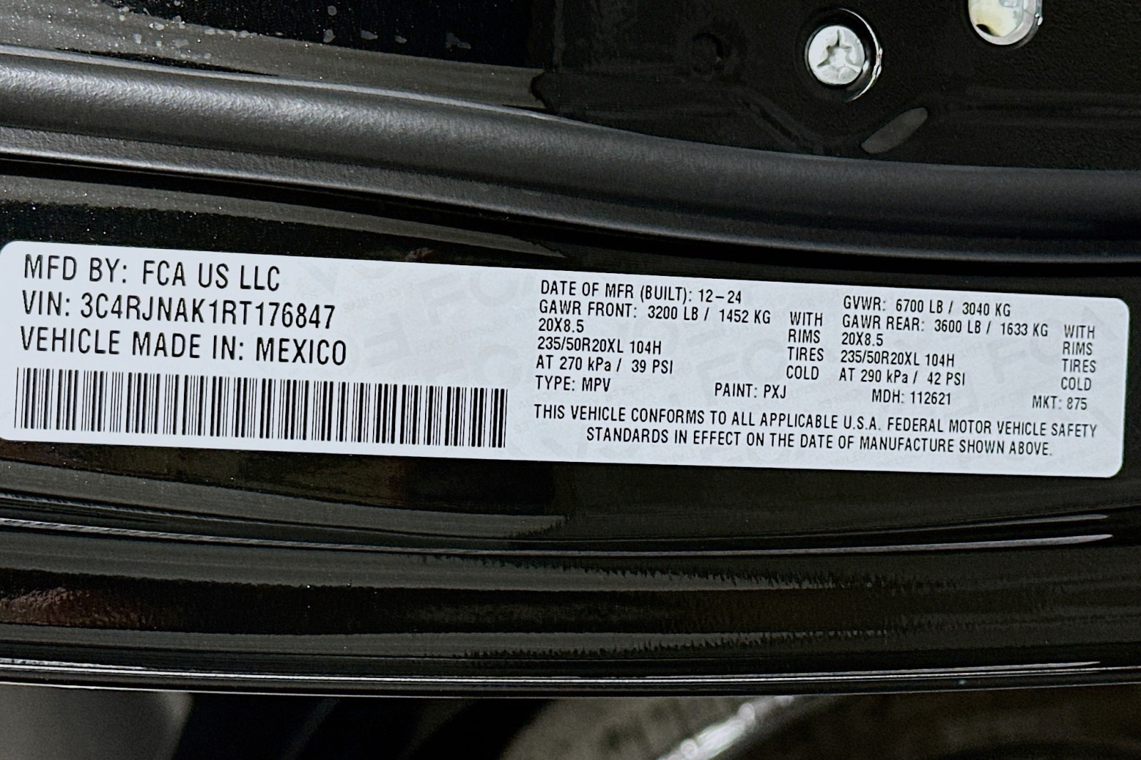 Used 2024 Diamond Black Crystal Pearlcoat Jeep Launch Edition image 24