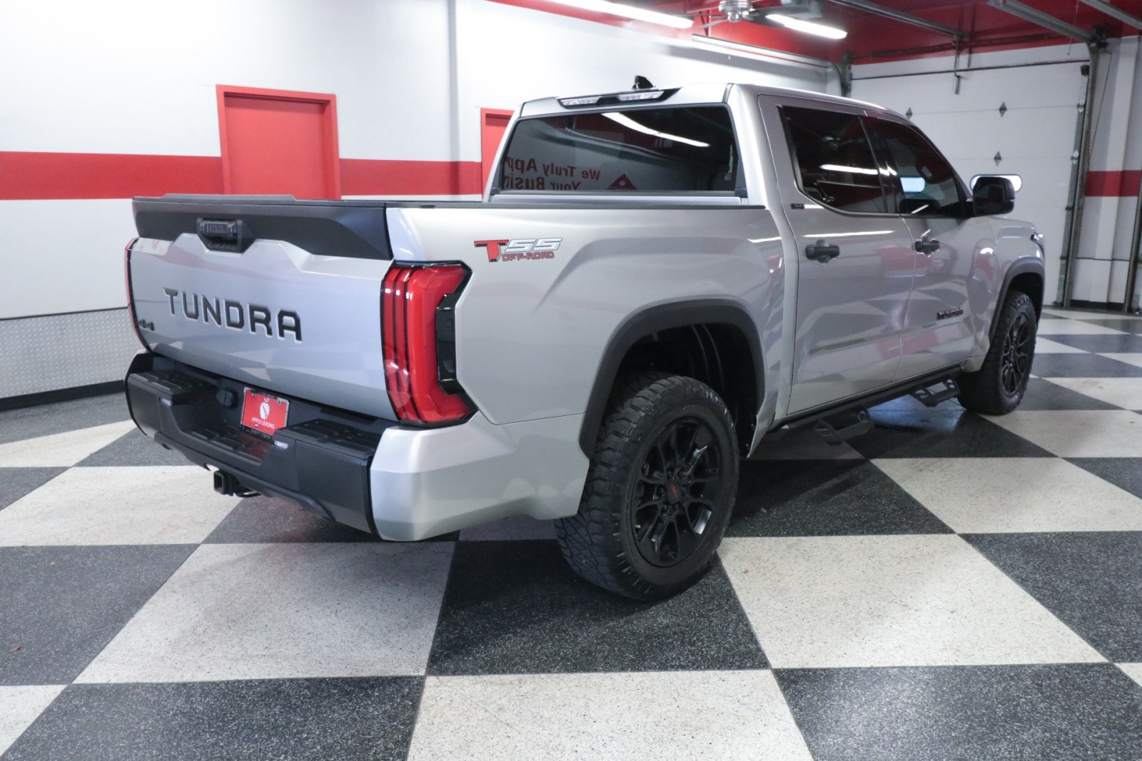 Used Car 2022 Toyota Tundra 4wd  Sr5 For Sale Under $50,000 In Austin, Texas