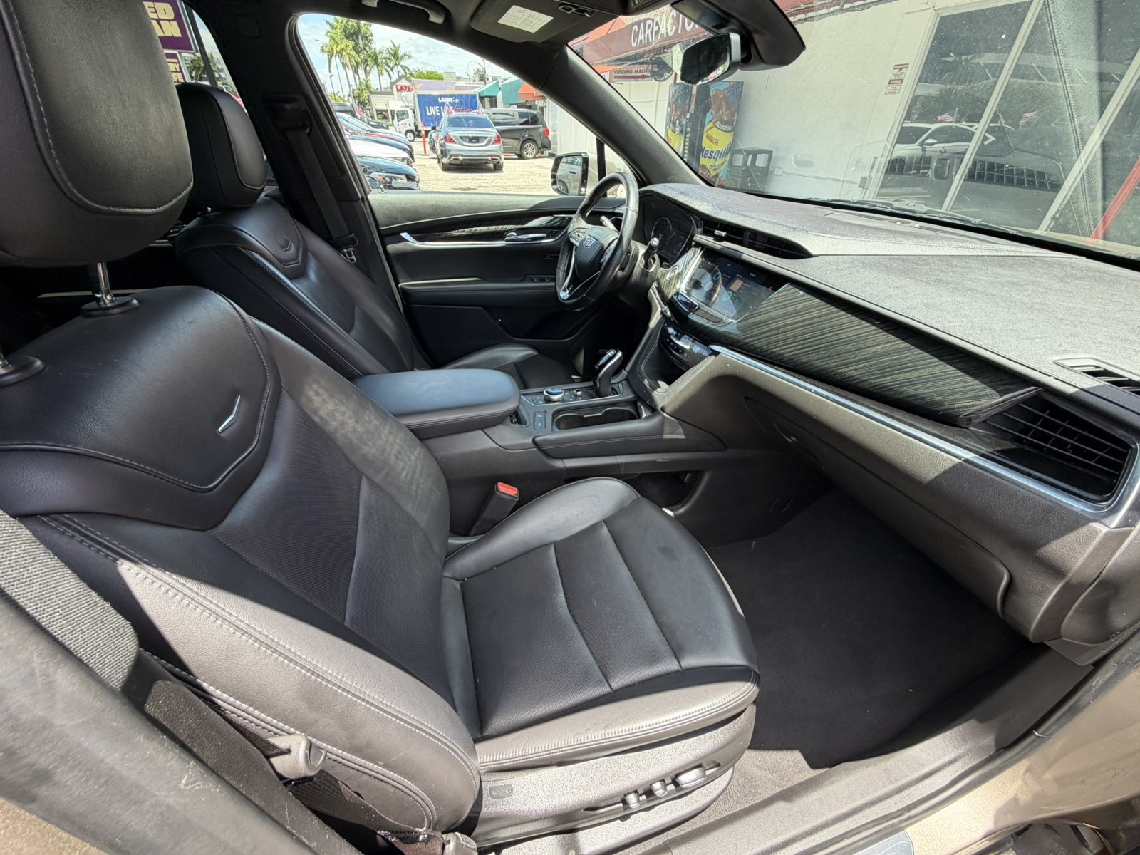 2022 Cadillac XT6 - $25,988