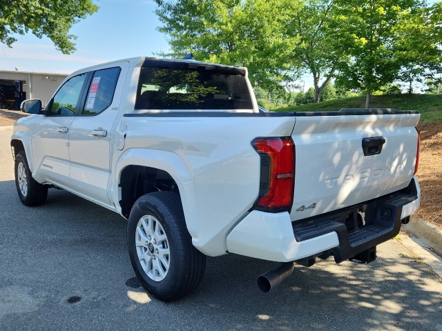 ToyotaTacoma 4WD5