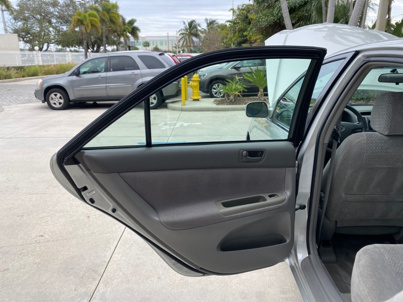 2002 Toyota Camry LE 4CYL LOW MILES 43,045 1 OWNER in , 