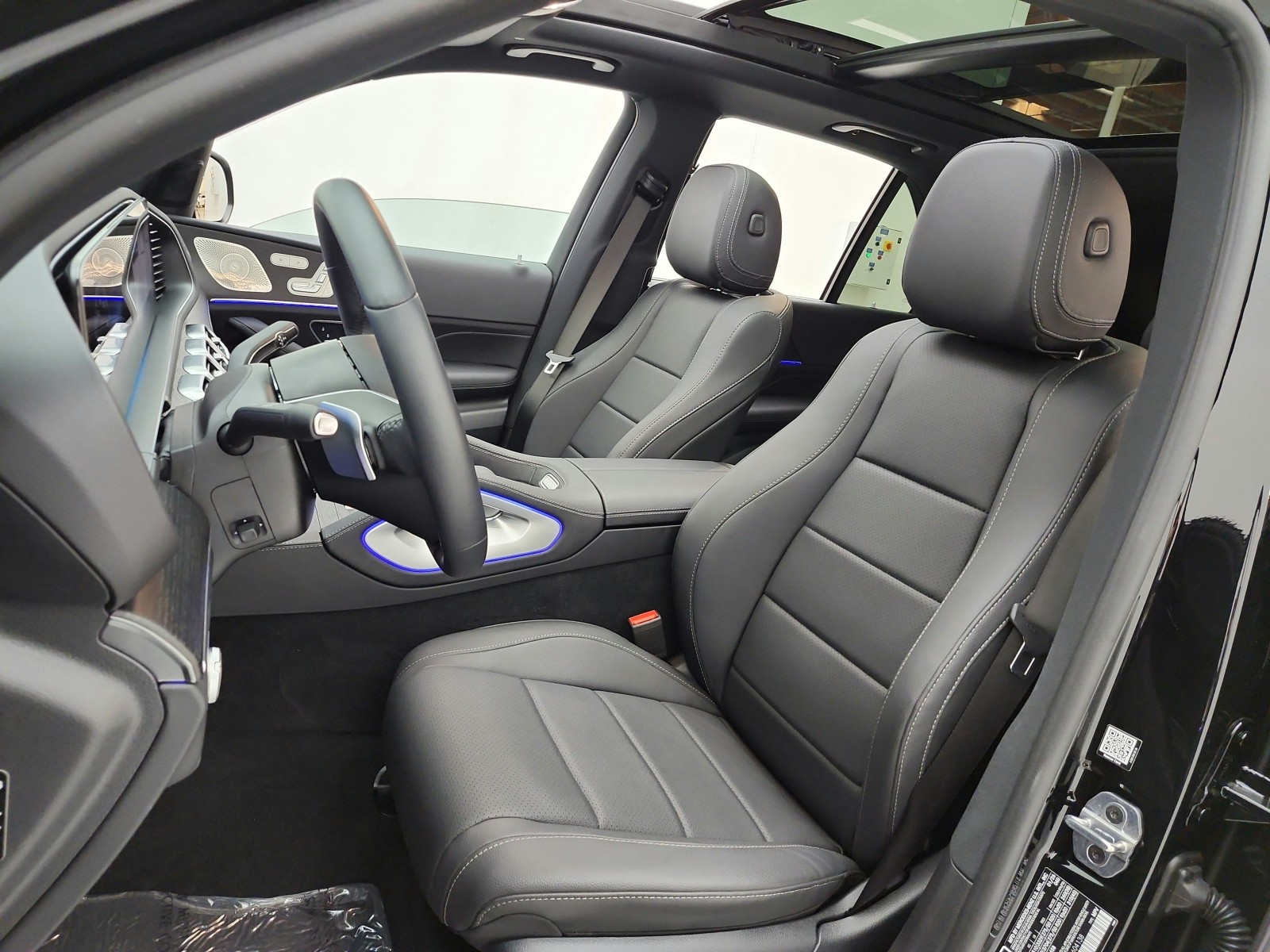 Certified Used 2026 Black Mercedes-Benz GLE 450 4MATIC® SUV image 10