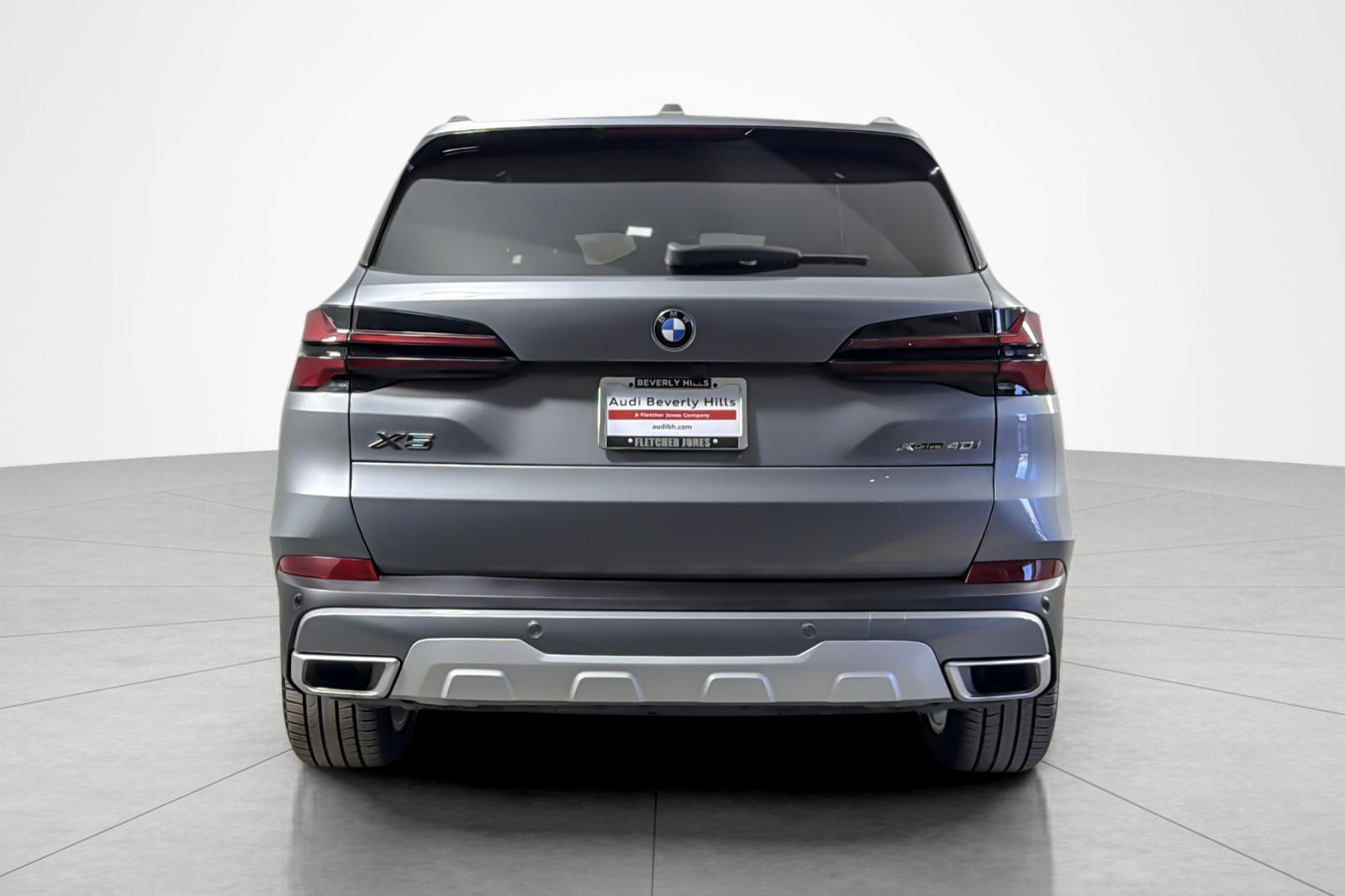 Used 2025 SKYSCRAPER GREY BMW xDrive40i Sports Activity Vehicle image 4