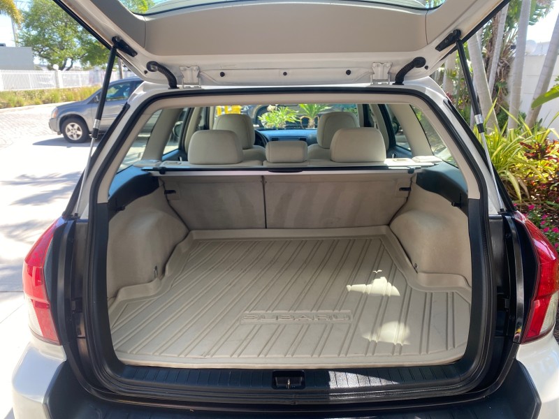 2009 Subaru Outback Special Edition LOW MILES 68,114 in ,