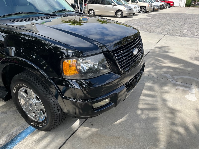 2005 Ford Expedition 1 FL Limited LOW MILES 43,972 in , 