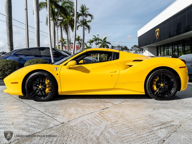 Ferrari 488 Spider