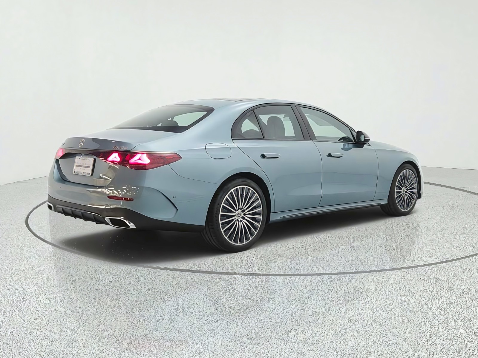New 2027 Verde Silver Metallic Mercedes-Benz E 450 4MATIC® Sedan image 5