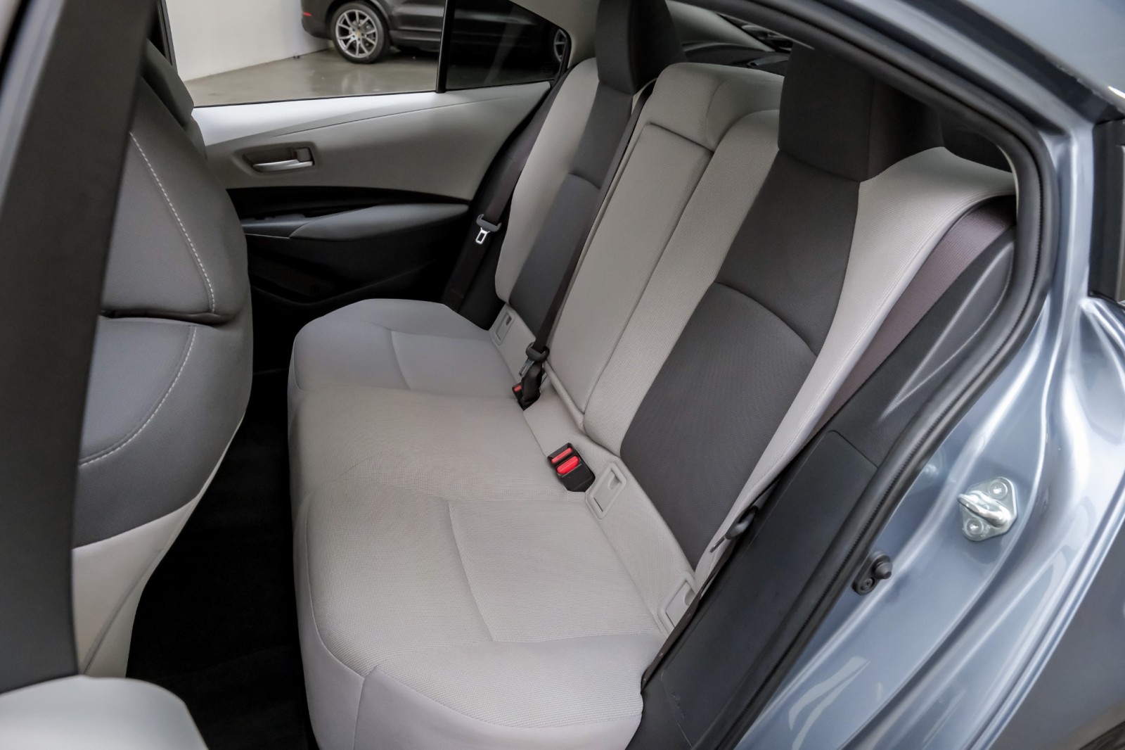 2021 Toyota Corolla LE Apple Carplay Dynamic Radar Toyota Safety Sense 34