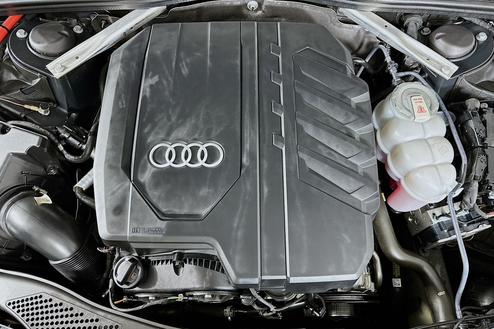 Used 2023 Mythos Black Metallic Audi S line Premium image 13