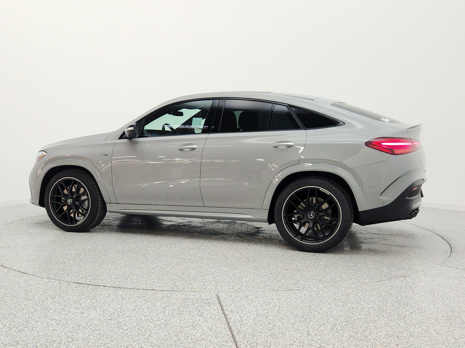 New 2026 MANUFAKTUR Alpine Grey Mercedes-Benz AMG® GLE 53 4MATIC+ Coupe image 8