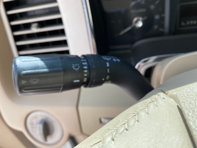 2010 Lincoln Navigator 4WD SUNROOF LOW MILES 31,209 in , 