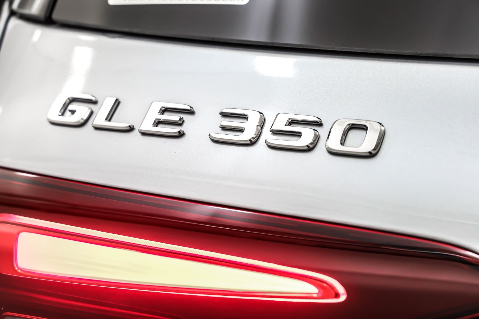 New 2026 Cirrus Silver Metallic Mercedes-Benz GLE 350 image 9