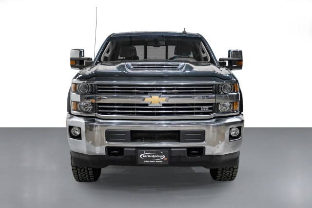 2017 Chevrolet Silverado 2500HD LTZ 3