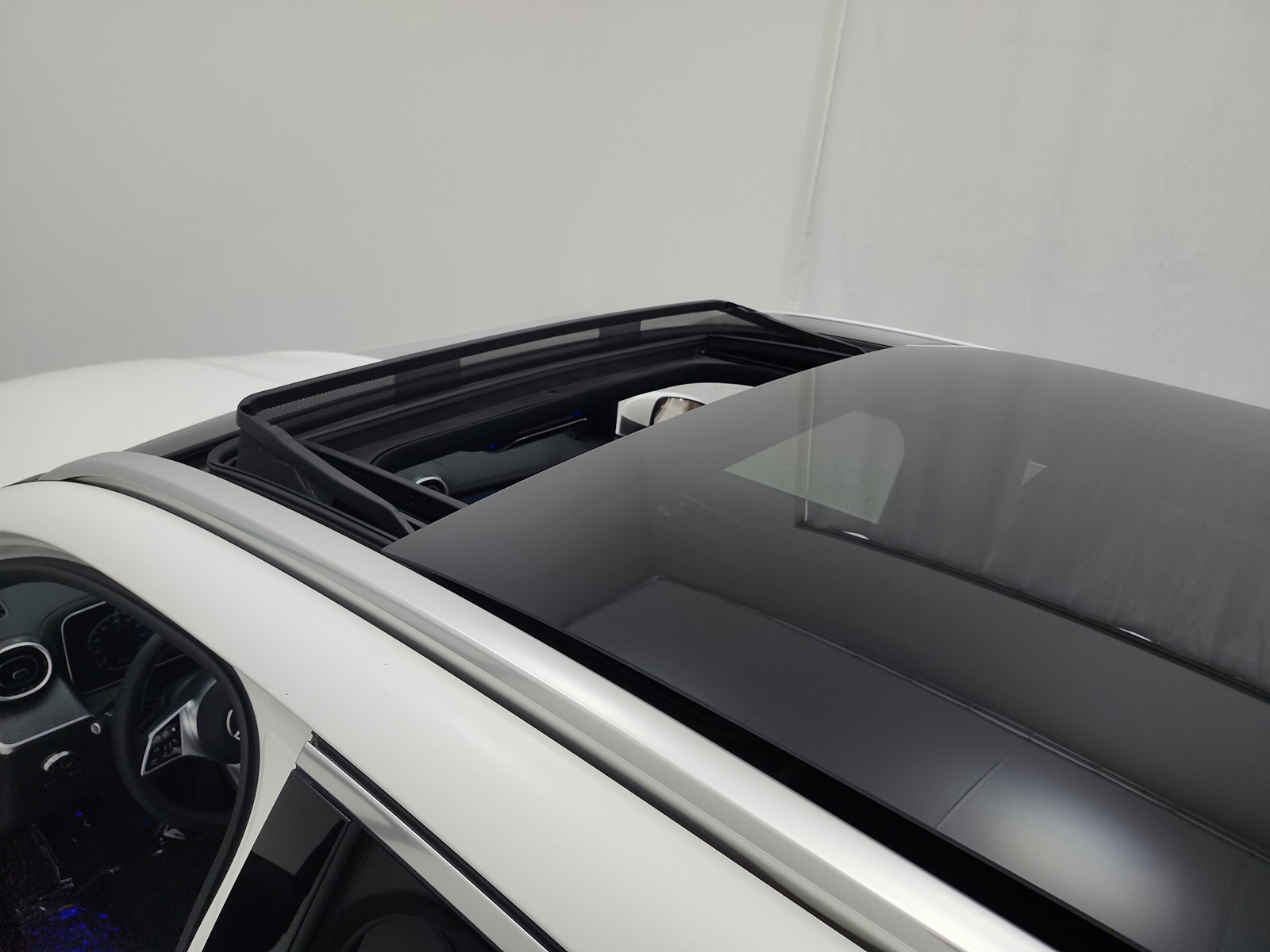 Certified Used 2023 Polar White Mercedes-Benz GLC 300 4MATIC® SUV image 30