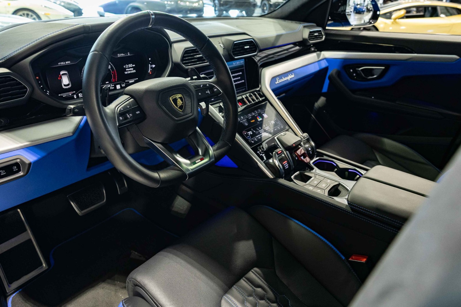 Used Car 2023 Lamborghini Urus  S For Sale Under $250,000 In Boerne, Texas