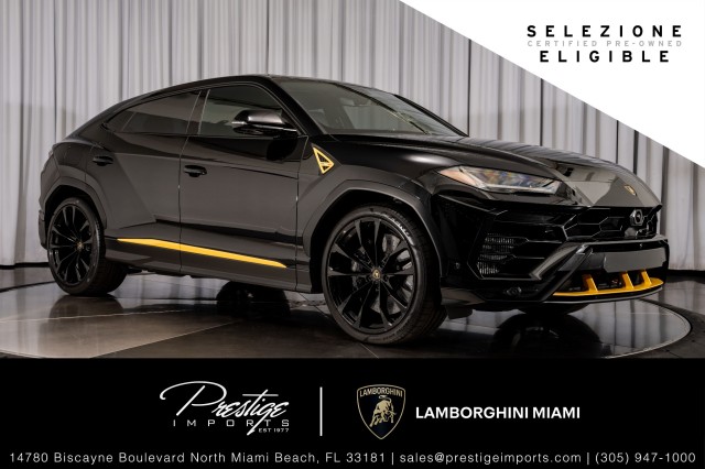 /2021 Lamborghini Urus