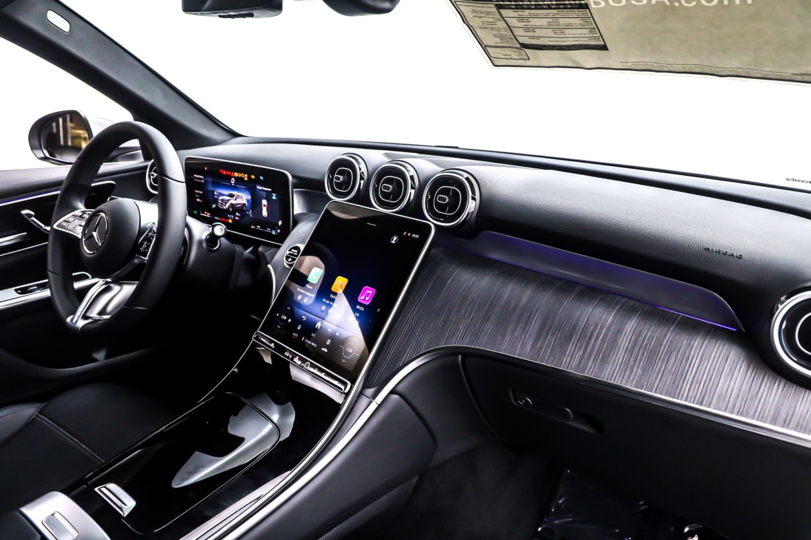 New 2026 MANUFAKTUR Alpine Grey Mercedes-Benz GLC 300 image 5