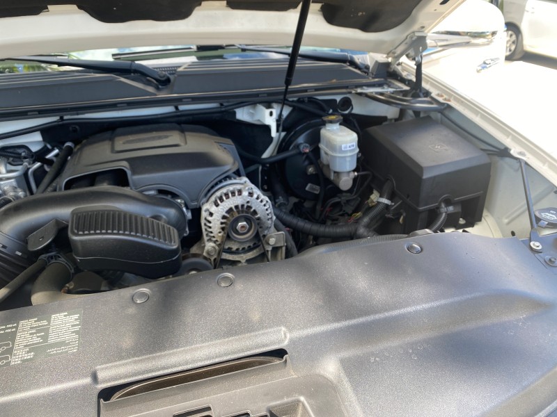 2013 Cadillac Escalade Luxury 1 OWNER LOW MILES 70,251 in ,