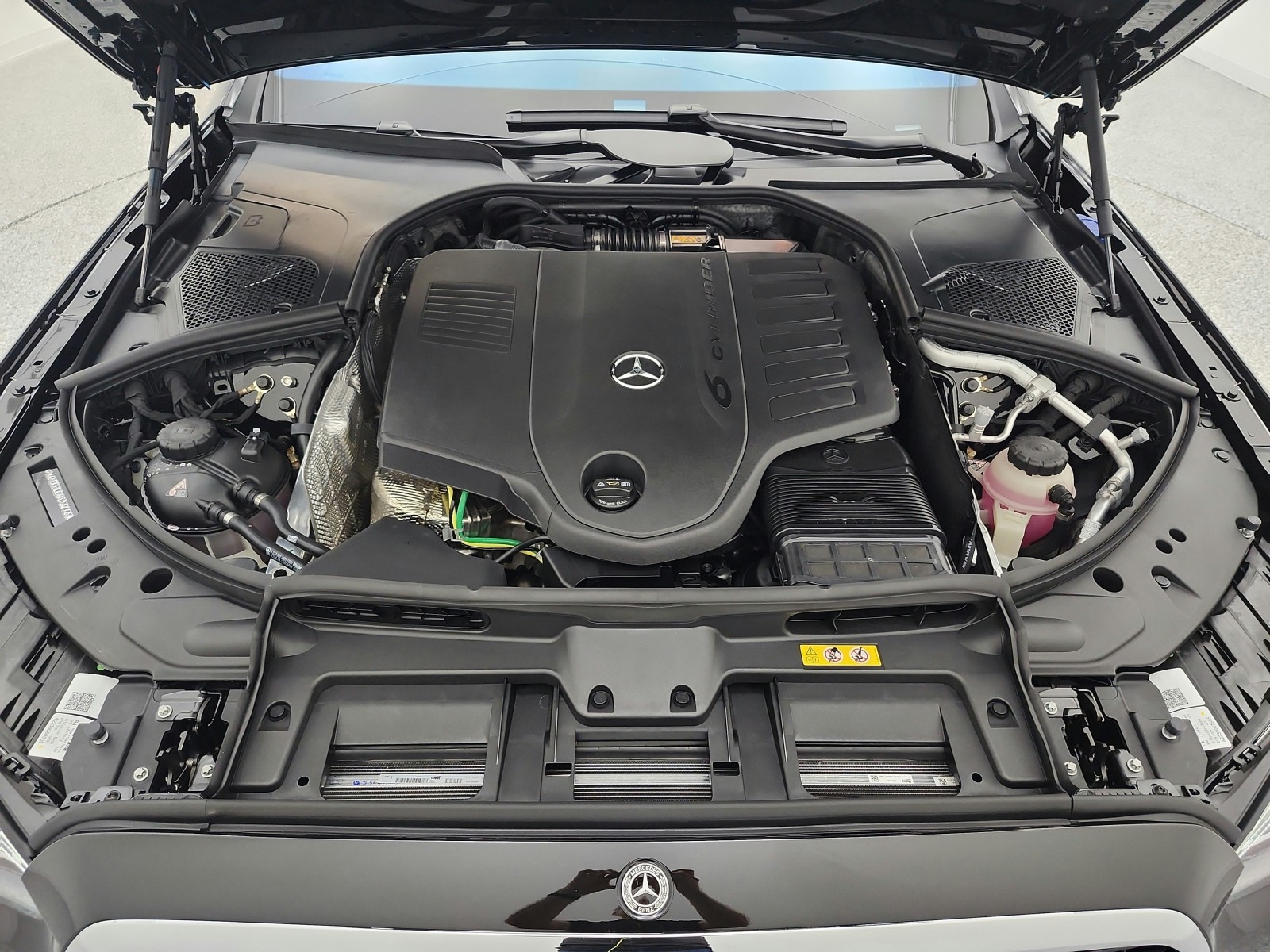 New 2026 Obsidian Black Metallic Mercedes-Benz S 500 4MATIC® Sedan image 12