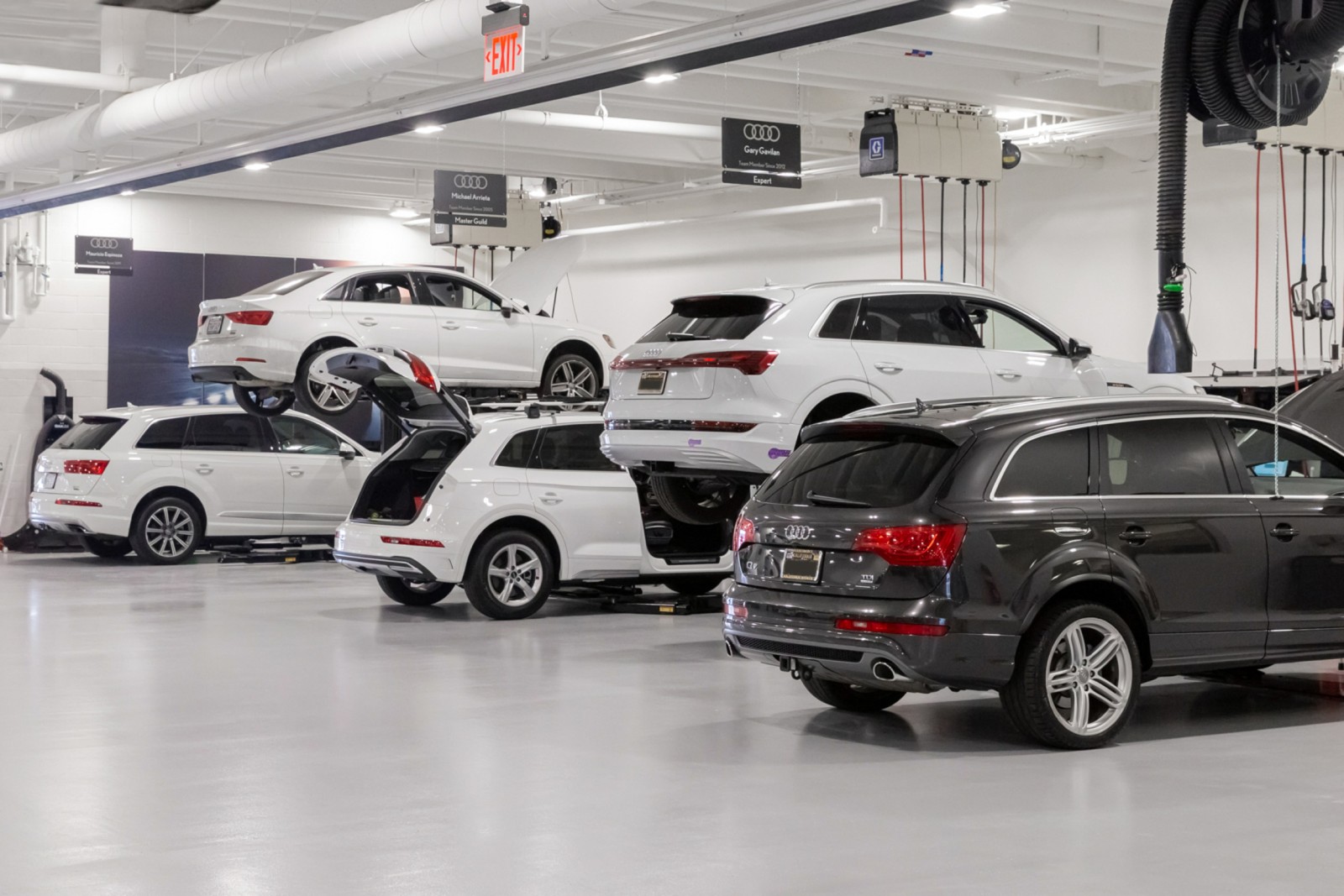 New 2026 Navarra Blue Metallic Audi S line quattro image 20