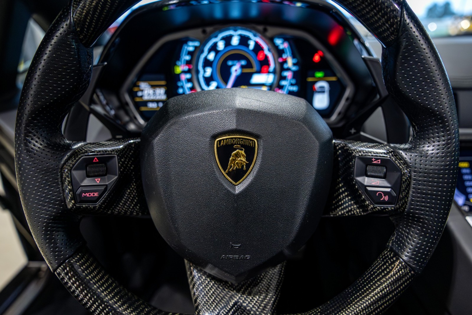 Used Car 2014 Lamborghini Aventador  Roadster - Grigio Antares Metallic - Transparent Engine Bonnet - Sensonum Sound System For Sale Under $440,000 In Boerne, Texas