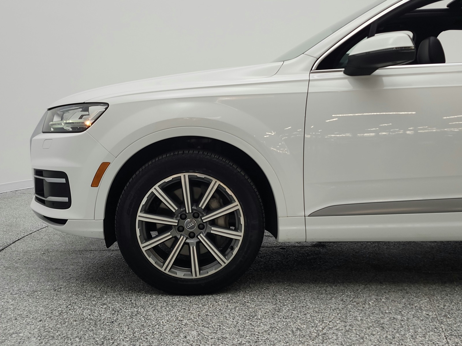 Used 2018 Carrara White Audi 3.0 TFSI Premium Plus image 24