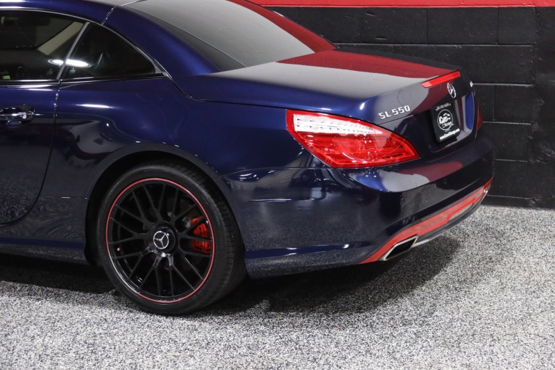 2013 Mercedes-Benz SL 550 AMG Sport 2dr Roadster in , 