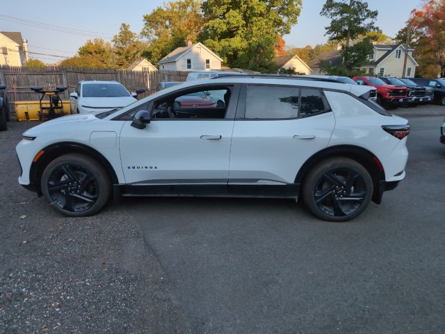 2024 Chevrolet Equinox EV RS 8