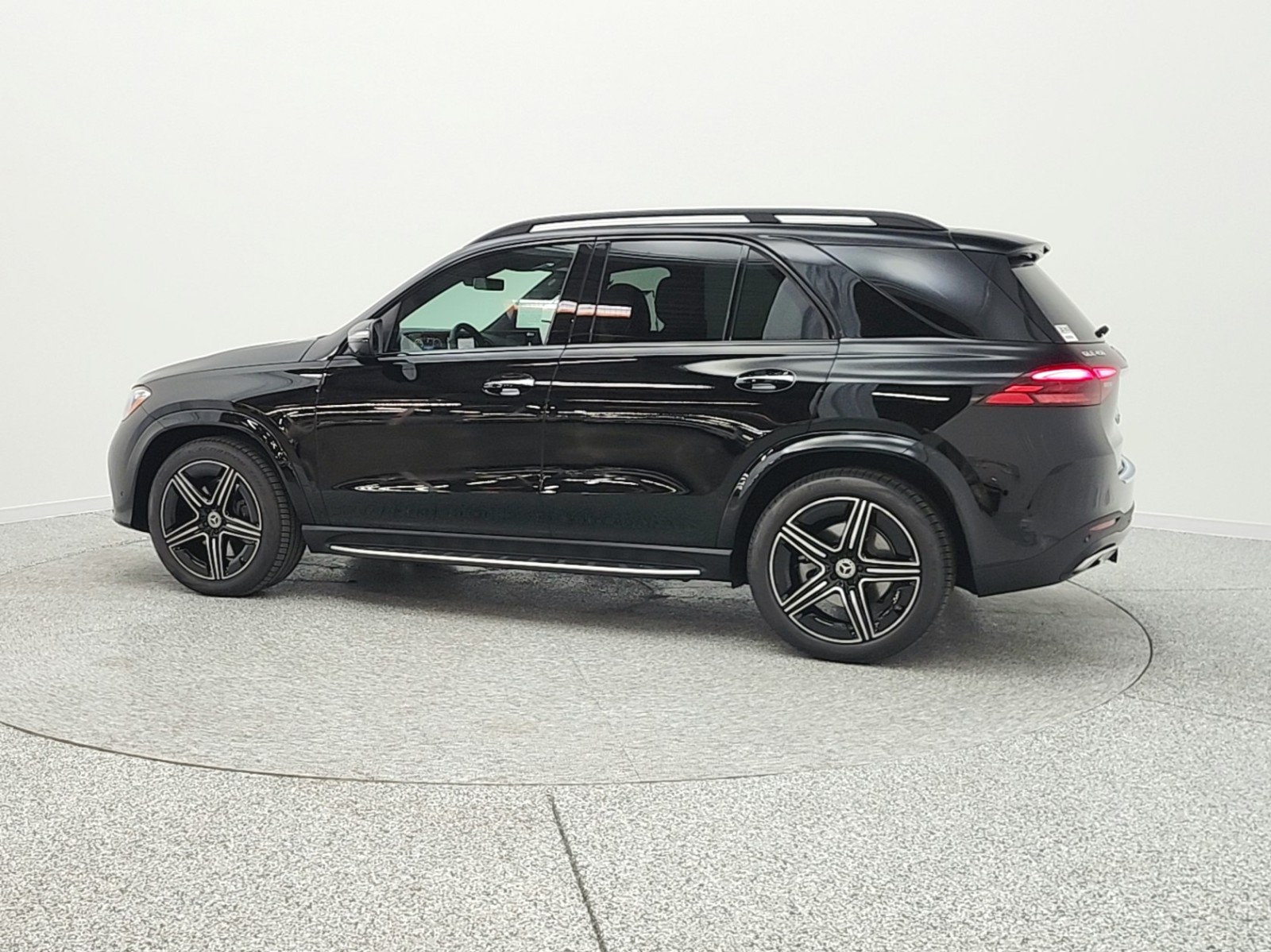 New 2026 Black Mercedes-Benz GLE 450 image 8