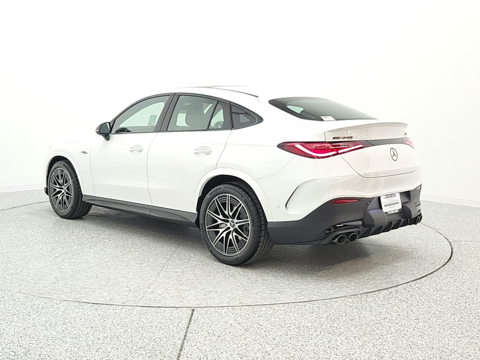 New 2026 MANUFAKTUR Moonlight White Metallic Mercedes-Benz AMG® GLC 43 image 7