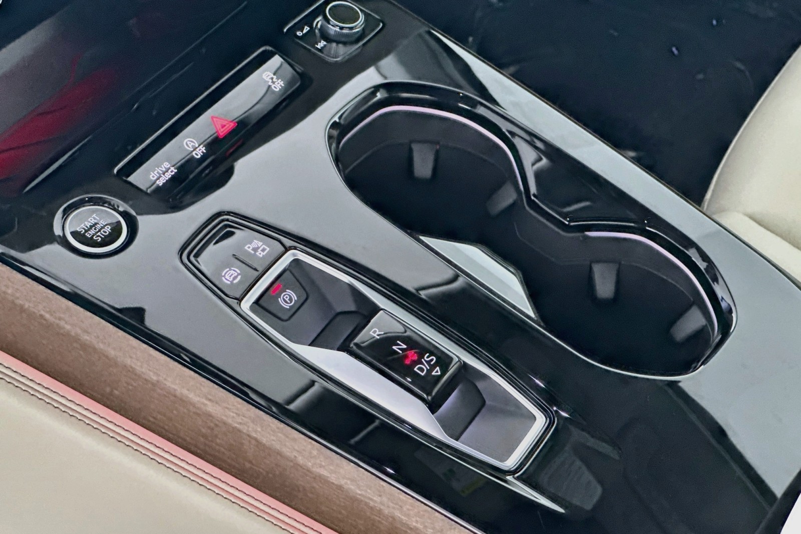 New 2026 Horizon Blue Metallic Audi Premium image 6