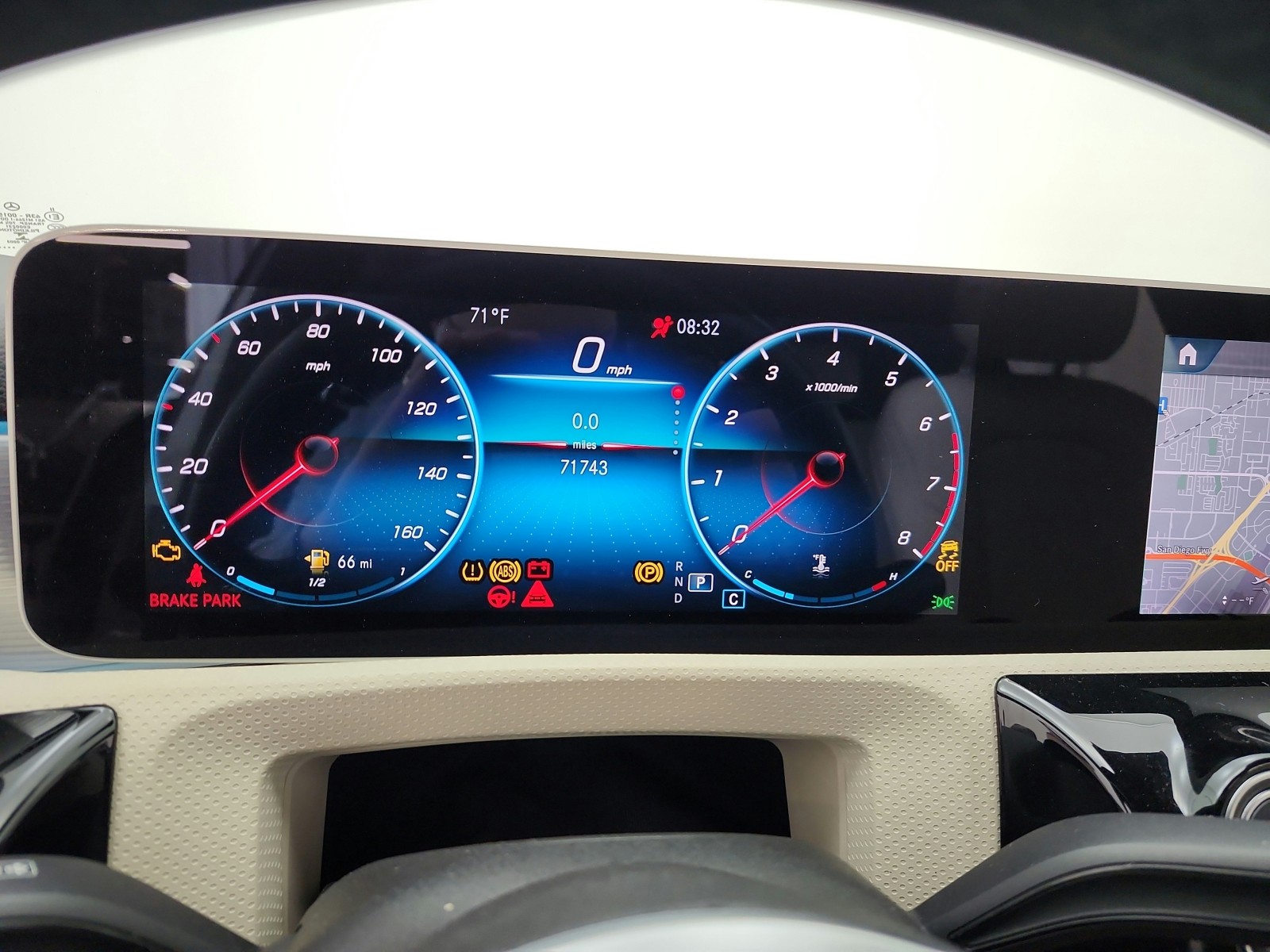 Used 2020 Mojave Silver Metallic Mercedes-Benz A 220 Sedan image 12