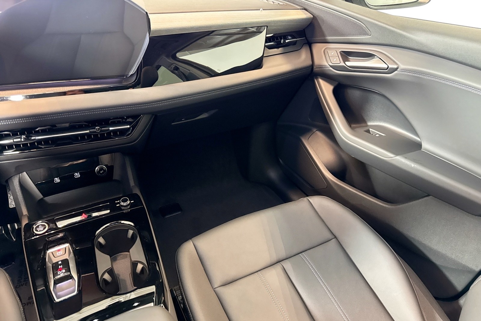 New 2025 Magnet Gray Audi Premium quattro image 21