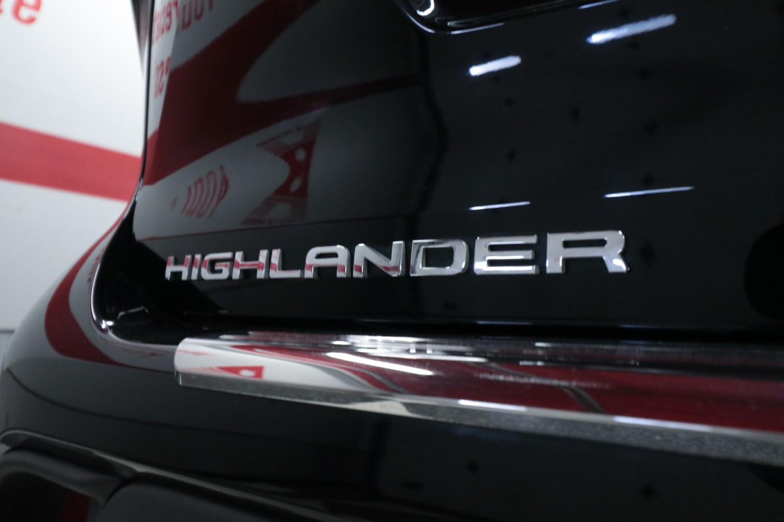 Used Car 2021 Toyota Highlander  Xle For Sale Under $35,000 In Austin, Texas