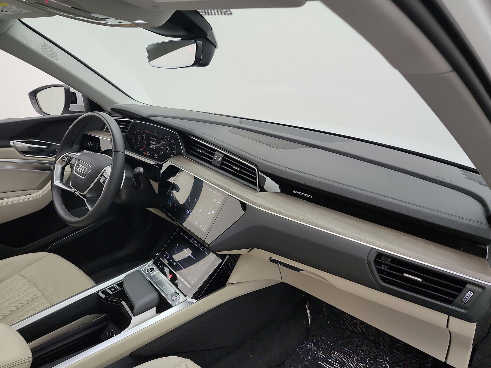 Used 2024 Glacier White Metallic Audi Premium Plus quattro image 18