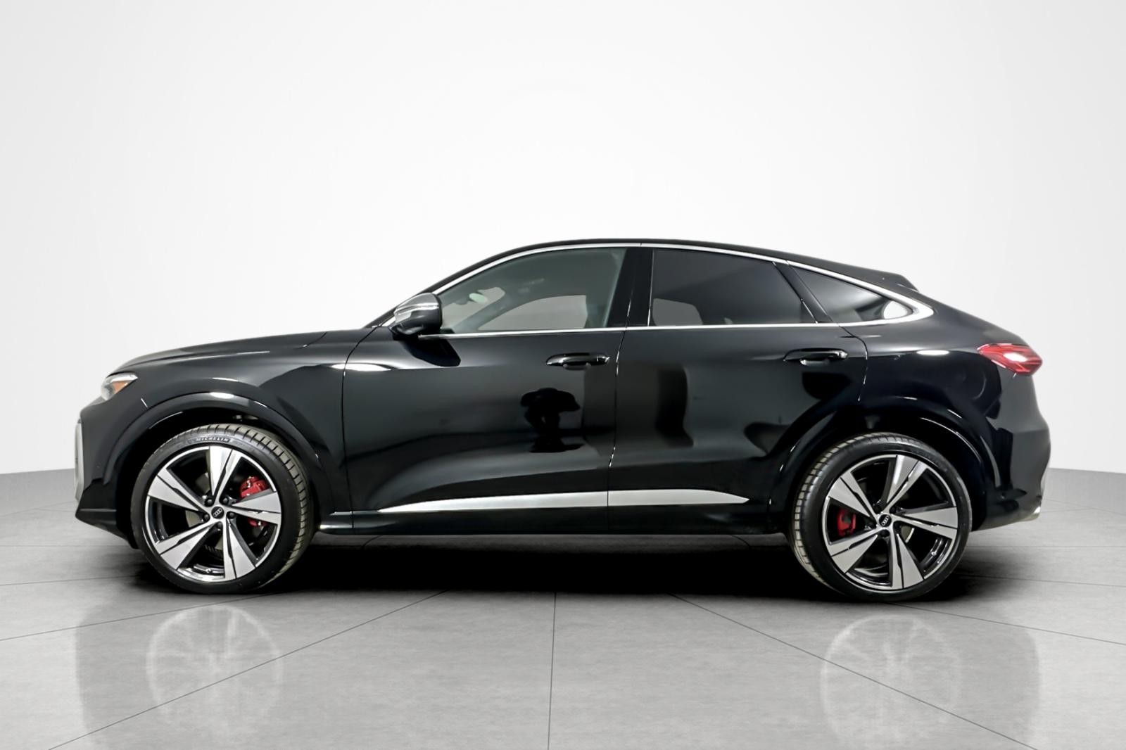 New 2026 Mythos Black Metallic Audi Premium Plus 3.0 TFSI quattro image 3